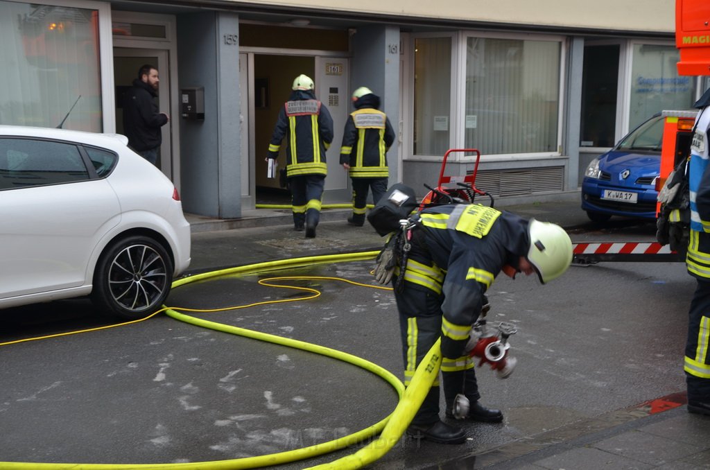 Feuer2Y Koeln Muelheim Windmuehlenstr P159.JPG